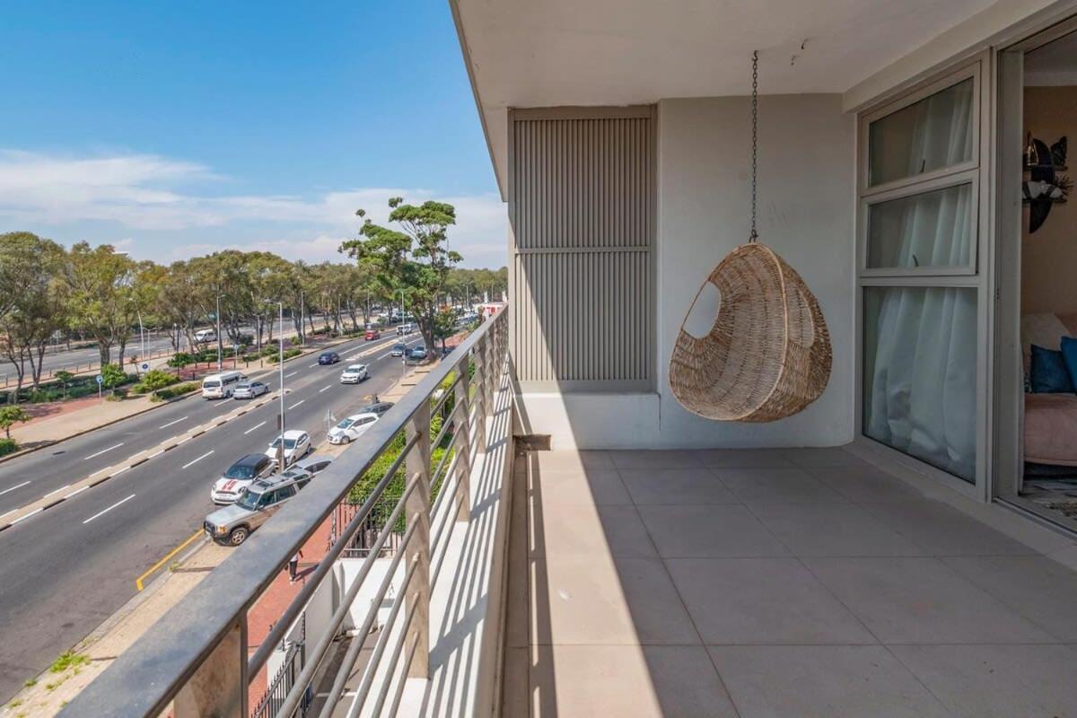 Apartment Charming In Greenpoint Cape Town
